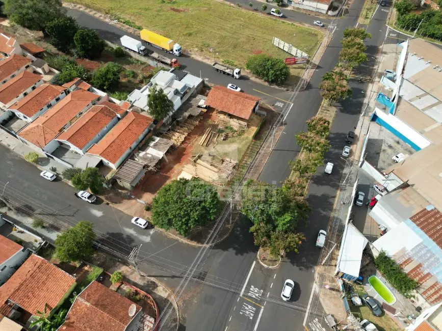 Fazenda / Haras à venda, 1364m2 em Parque Laranjeiras, Araraquara - SP - imagem 6 Foto 6 de Fazenda / Haras à venda, 1364m2 em Parque Laranjeiras, Araraquara - SP