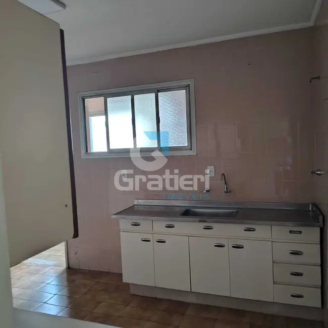 Foto 6 de Apartamento com 3 quartos à venda, 104m2 em Centro, Araraquara - SP