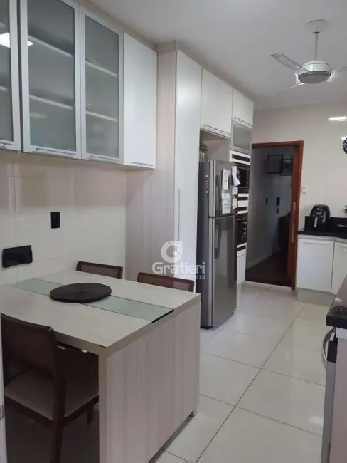 Casa com 3 quartos à venda, 139m2 em Campos Ville, Araraquara - SP - imagem 5 Foto 5 de Casa com 3 quartos à venda, 139m2 em Campos Ville, Araraquara - SP