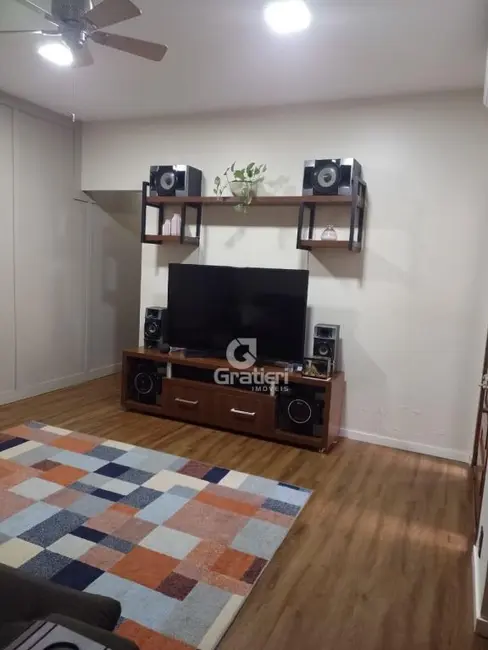 Casa com 3 quartos à venda, 139m2 em Campos Ville, Araraquara - SP - imagem 4 Foto 4 de Casa com 3 quartos à venda, 139m2 em Campos Ville, Araraquara - SP