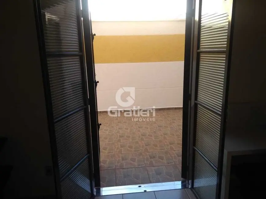 Kitnet com 1 quarto à venda, 456m2 em Centro, Araraquara - SP - imagem 5 Foto 5 de Kitnet com 1 quarto à venda, 456m2 em Centro, Araraquara - SP