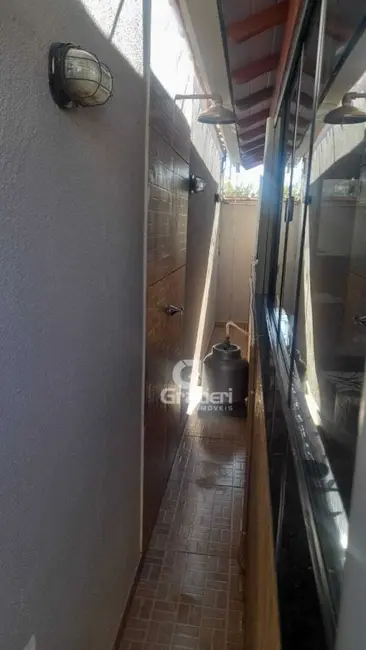 Foto 7 de Casa com 2 quartos à venda, 59m2 em Vila Santa Maria (Vila Xavier), Araraquara - SP