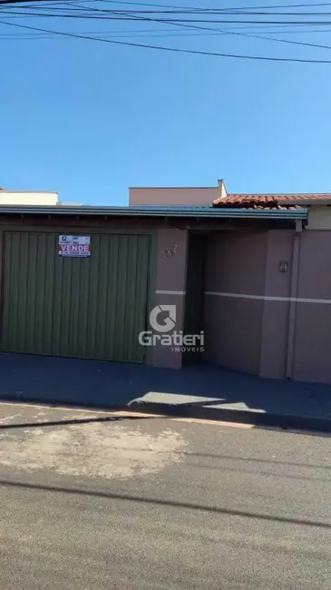 Casa com 2 quartos à venda, 105m2 em Jardim Esplanada, Araraquara - SP - imagem 1 Foto 1 de Casa com 2 quartos à venda, 105m2 em Jardim Esplanada, Araraquara - SP