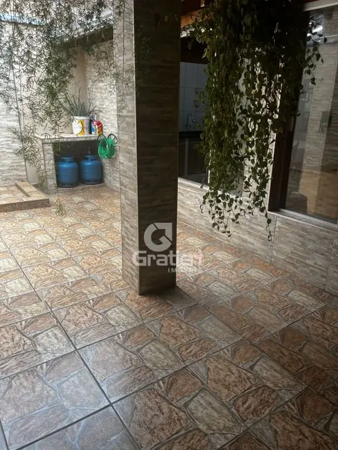 Casa com 2 quartos à venda, 105m2 em Jardim Esplanada, Araraquara - SP - imagem 5 Foto 5 de Casa com 2 quartos à venda, 105m2 em Jardim Esplanada, Araraquara - SP