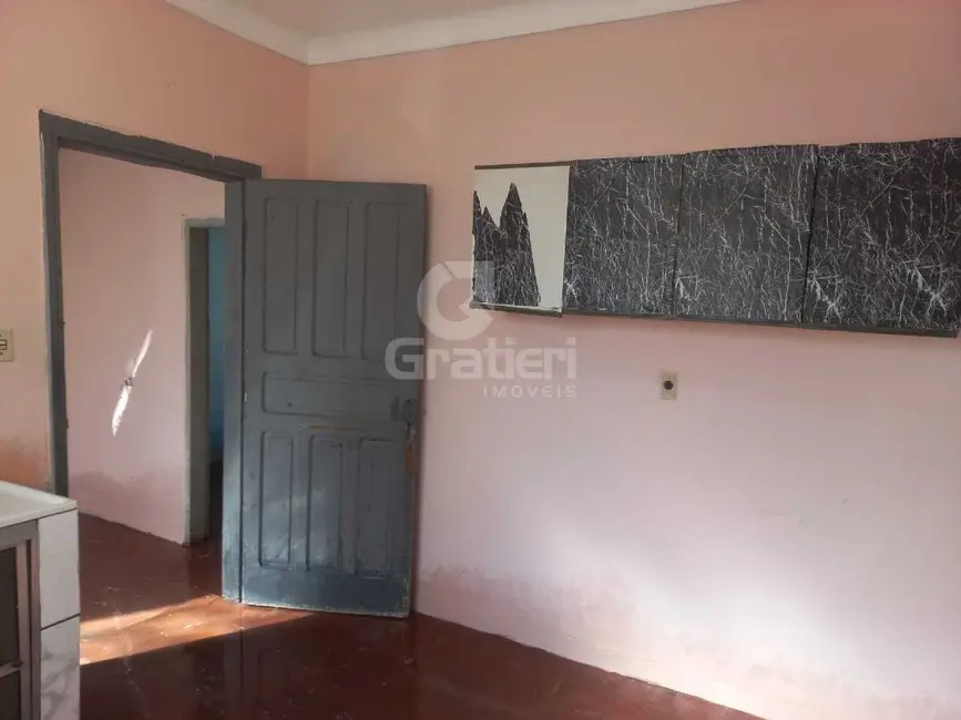 Casa com 2 quartos à venda, 228m2 em Jardim Santa Lúcia, Araraquara - SP - imagem 7 Foto 7 de Casa com 2 quartos à venda, 228m2 em Jardim Santa Lúcia, Araraquara - SP