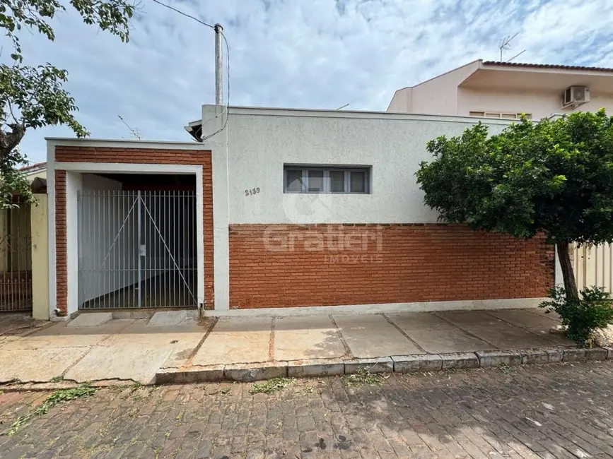 Foto 1 de Casa com 3 quartos à venda, 170m2 em Jardim Ártico, Araraquara - SP