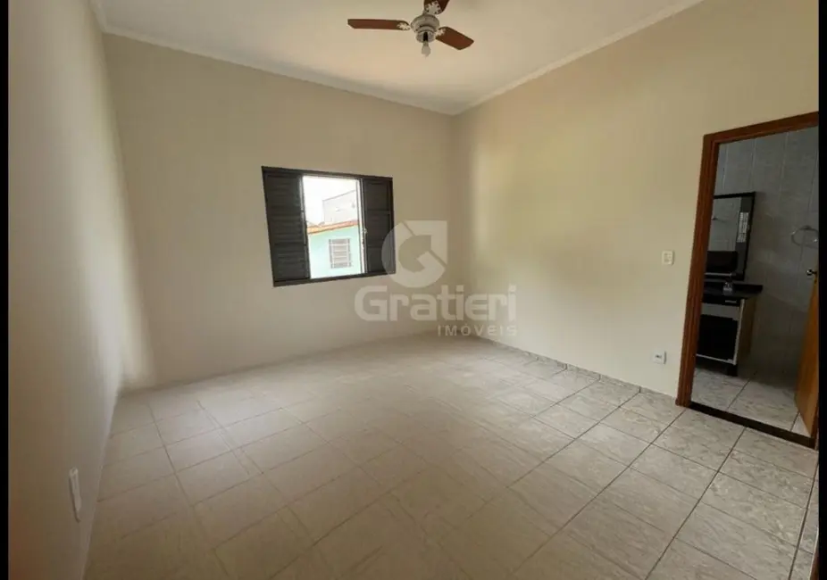 Casa com 3 quartos à venda, 170m2 em Jardim Ártico, Araraquara - SP - imagem 7 Foto 7 de Casa com 3 quartos à venda, 170m2 em Jardim Ártico, Araraquara - SP