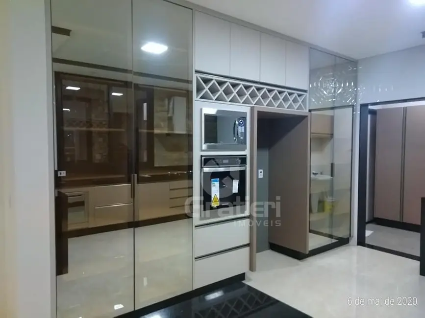 Casa de Condomínio com 3 quartos à venda, 257m2 em Parque Residencial Damha, Araraquara - SP - imagem 6 Foto 6 de Casa de Condomínio com 3 quartos à venda, 257m2 em Parque Residencial Damha, Araraquara - SP