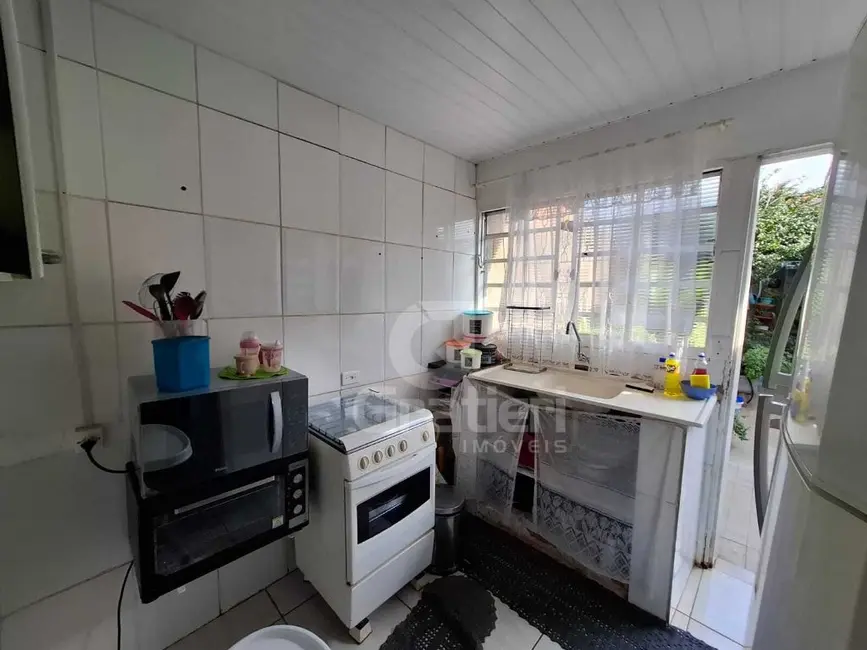 Casa com 3 quartos à venda, 177m2 em Jardim Maria Luiza, Araraquara - SP - imagem 6 Foto 6 de Casa com 3 quartos à venda, 177m2 em Jardim Maria Luiza, Araraquara - SP