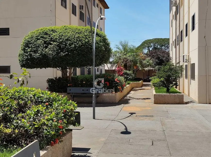 Foto 2 de Apartamento com 3 quartos à venda, 96m2 em Parque Laranjeiras, Araraquara - SP