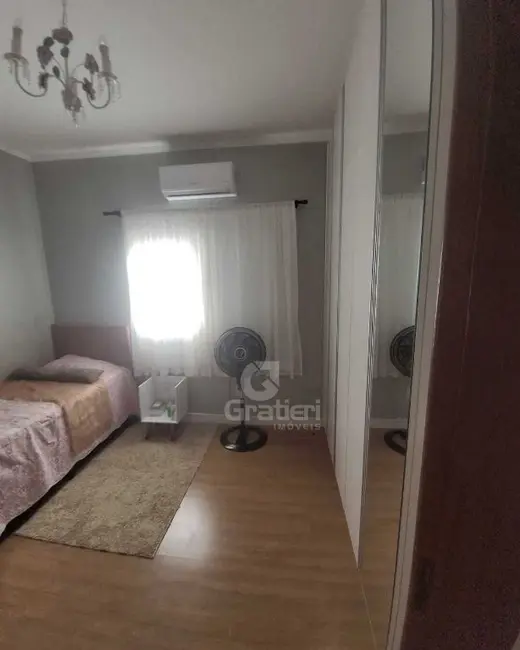 Casa com 2 quartos à venda, 148m2 em Conjunto Habitacional Victório de Santi, Araraquara - SP - imagem 7 Foto 7 de Casa com 2 quartos à venda, 148m2 em Conjunto Habitacional Victório de Santi, Araraquara - SP