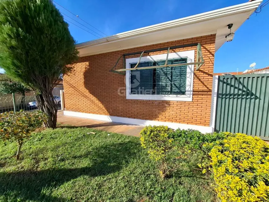 Foto 1 de Casa com 3 quartos à venda, 208m2 em Vila José Bonifácio, Araraquara - SP