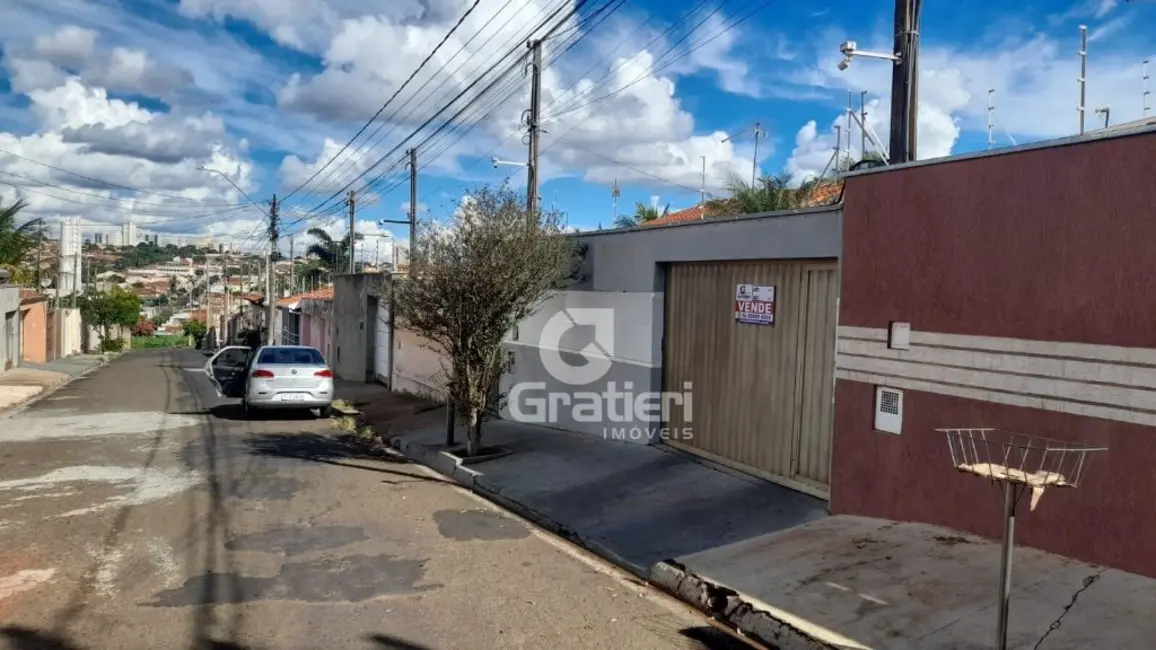 Casa com 2 quartos à venda em Parque Igaçaba, Araraquara - SP - imagem 3 Foto 3 de Casa com 2 quartos à venda em Parque Igaçaba, Araraquara - SP