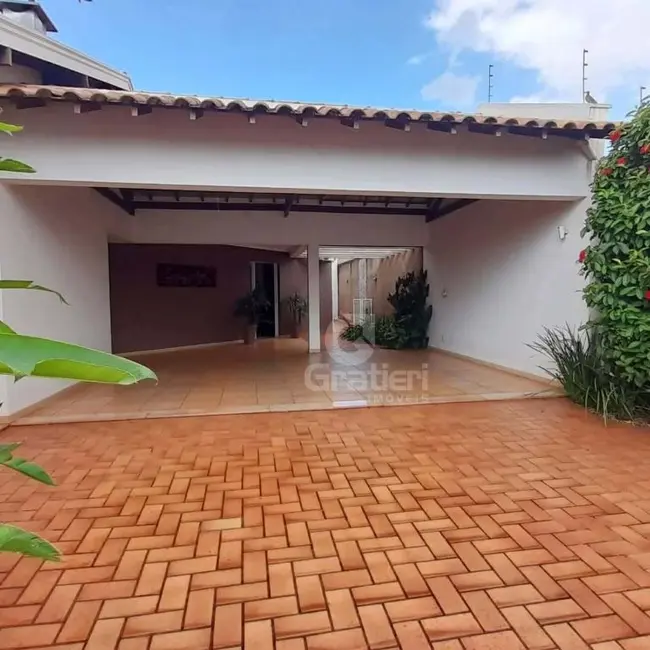 Foto 2 de Casa com 3 quartos à venda, 330m2 em Vila Harmonia, Araraquara - SP