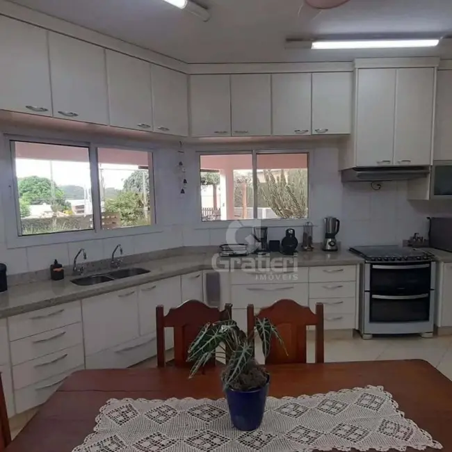 Casa com 3 quartos à venda, 330m2 em Vila Harmonia, Araraquara - SP - imagem 8 Foto 8 de Casa com 3 quartos à venda, 330m2 em Vila Harmonia, Araraquara - SP