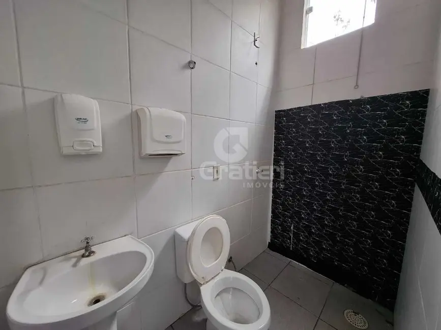 Loja para alugar, 110m2 em Jardim Arangá, Araraquara - SP - imagem 8 Foto 8 de Loja para alugar, 110m2 em Jardim Arangá, Araraquara - SP