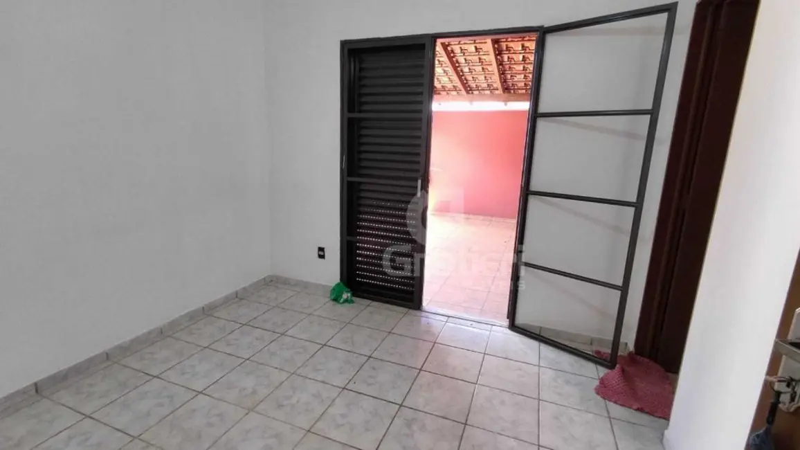 Casa com 3 quartos para alugar, 202m2 em Jardim Gardênias, Araraquara - SP - imagem 7 Foto 7 de Casa com 3 quartos para alugar, 202m2 em Jardim Gardênias, Araraquara - SP