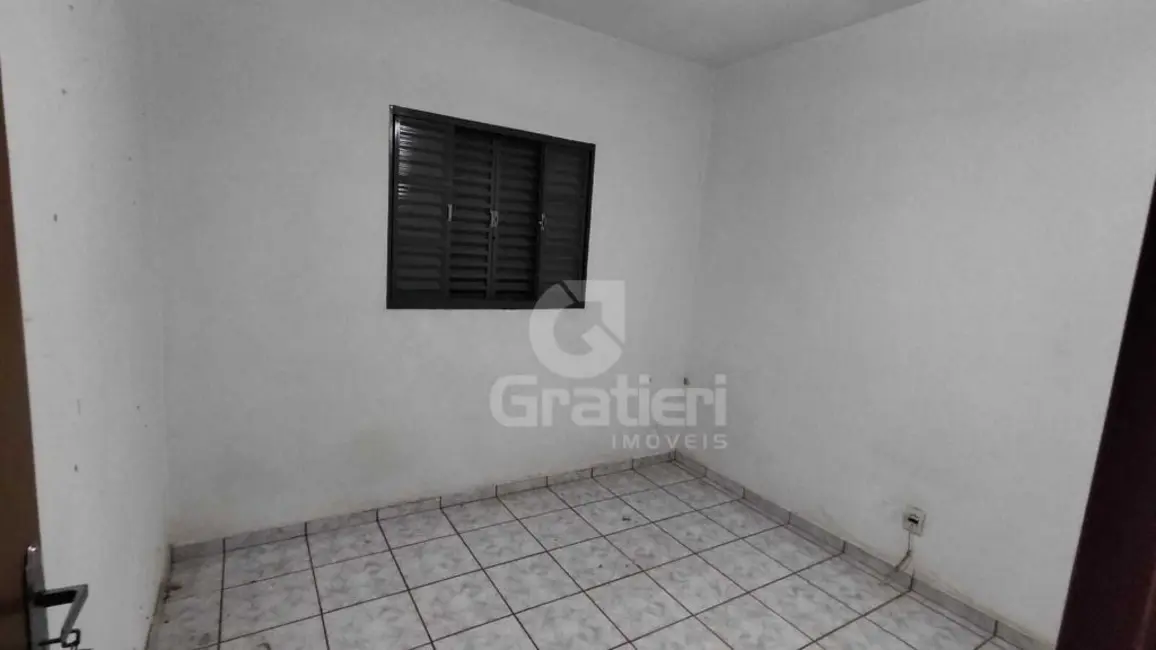 Foto 2 de Casa com 3 quartos para alugar, 202m2 em Jardim Gardênias, Araraquara - SP