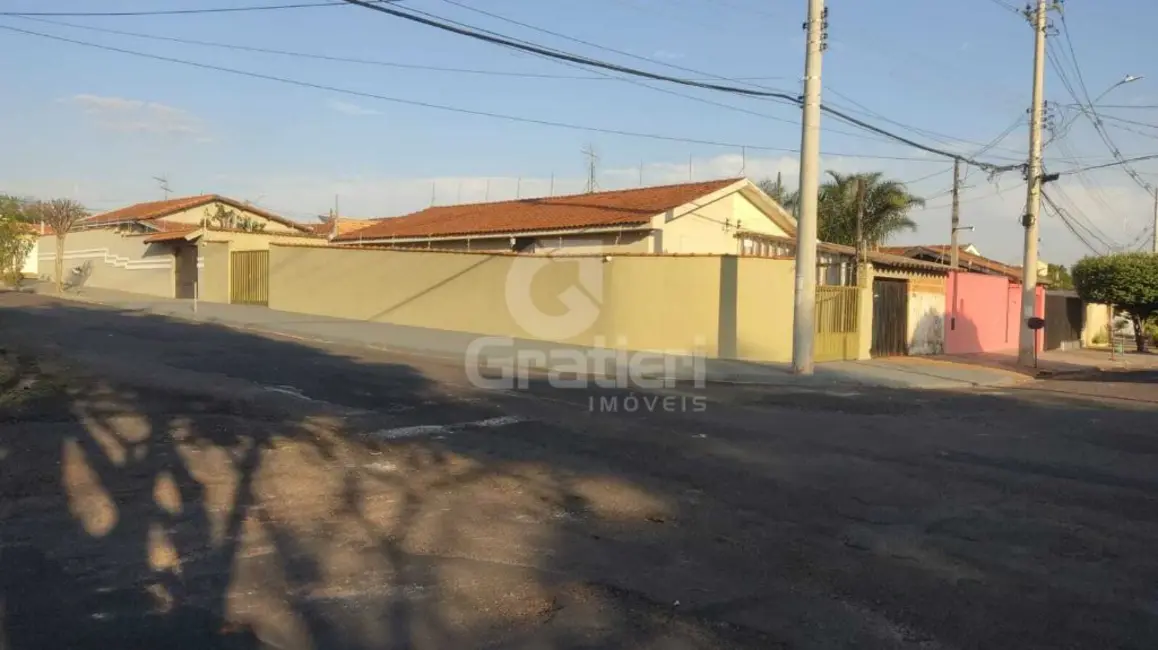 Foto 2 de Casa com 1 quarto à venda, 53m2 em Jardim das Paineiras, Araraquara - SP