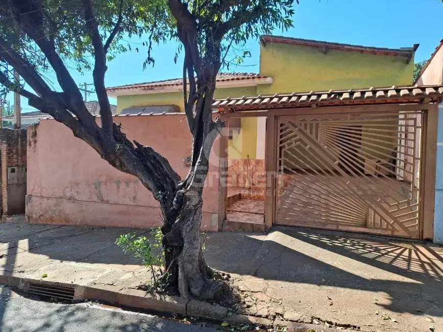 Foto 1 de Casa com 3 quartos à venda, 201m2 em Jardim Tamoio, Araraquara - SP