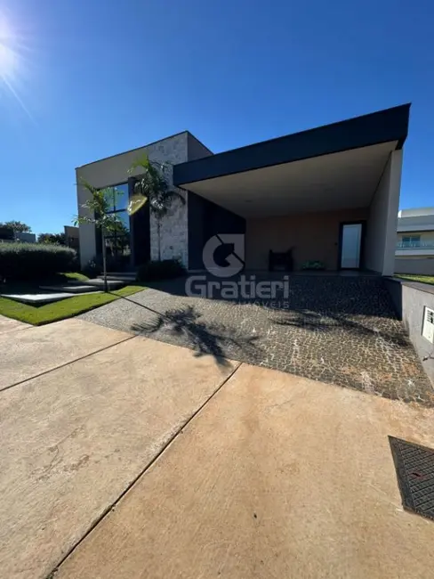 Foto 1 de Casa de Condomínio com 3 quartos à venda, 234m2 em Araraquara - SP
