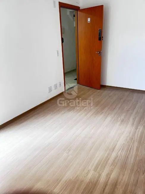 Foto 2 de Apartamento com 2 quartos à venda, 39m2 em Jardim Quitandinha II, Araraquara - SP