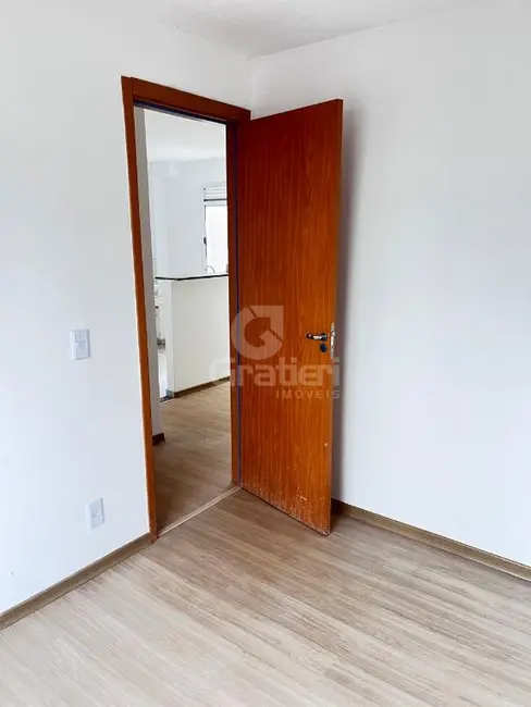Foto 3 de Apartamento com 2 quartos à venda, 39m2 em Jardim Quitandinha II, Araraquara - SP