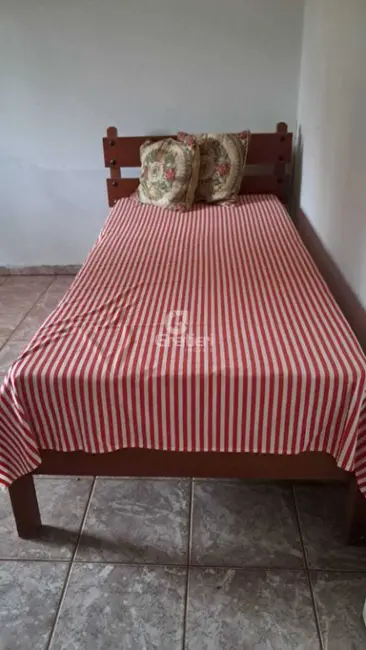 Casa com 3 quartos à venda, 110m2 em Araraquara - SP - imagem 3 Foto 3 de Casa com 3 quartos à venda, 110m2 em Araraquara - SP