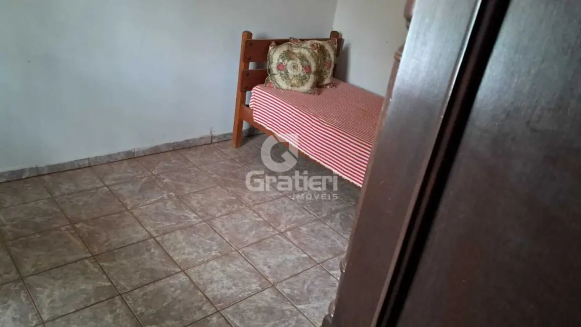 Casa com 3 quartos à venda, 110m2 em Araraquara - SP - imagem 6 Foto 6 de Casa com 3 quartos à venda, 110m2 em Araraquara - SP