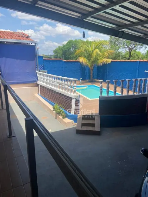 Casa com 4 quartos à venda, 127m2 em Jardim Serra Azul, Araraquara - SP - imagem 2 Foto 2 de Casa com 4 quartos à venda, 127m2 em Jardim Serra Azul, Araraquara - SP