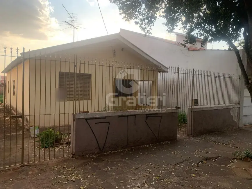 Casa com 3 quartos à venda, 107m2 em Jardim Domingos Sávio, Araraquara - SP - imagem 1 Foto 1 de Casa com 3 quartos à venda, 107m2 em Jardim Domingos Sávio, Araraquara - SP