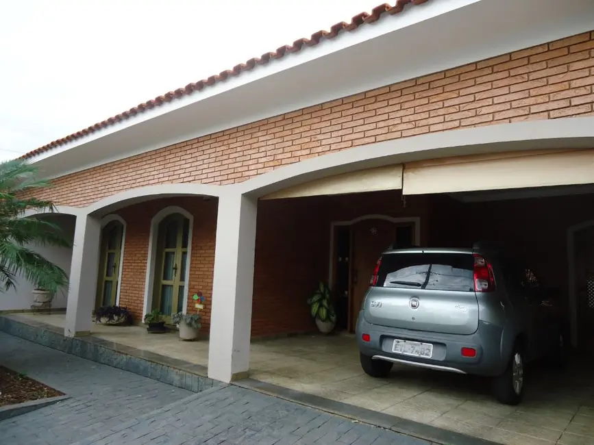 Foto 2 de Casa com 3 quartos à venda, 222m2 em Vila Harmonia, Araraquara - SP