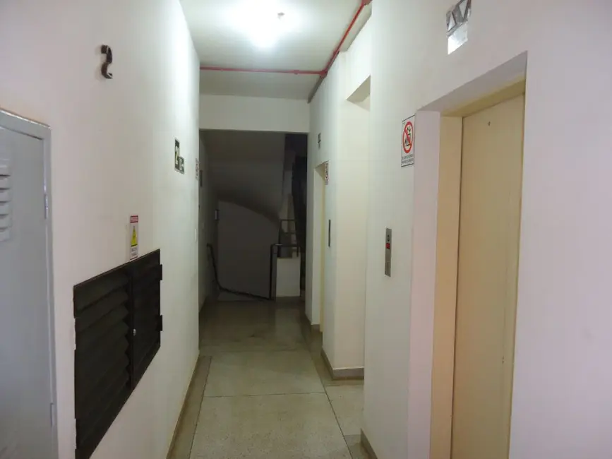 Sala Comercial à venda, 74m2 em Centro, Araraquara - SP - imagem 4 Foto 4 de Sala Comercial à venda, 74m2 em Centro, Araraquara - SP