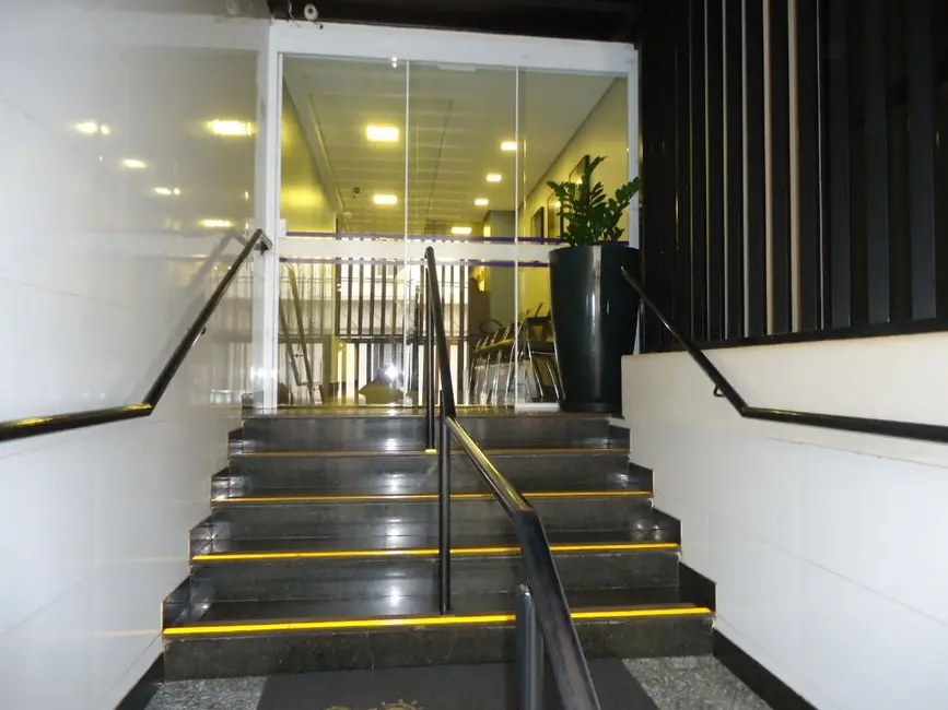 Sala Comercial à venda, 74m2 em Centro, Araraquara - SP - imagem 6 Foto 6 de Sala Comercial à venda, 74m2 em Centro, Araraquara - SP