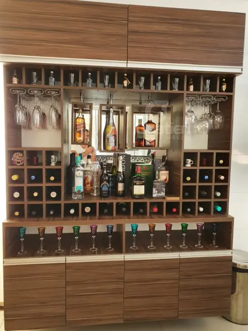 Casa de Condomínio com 3 quartos para alugar, 240m2 em Parque Residencial Damha, Araraquara - SP - imagem 8 Foto 8 de Casa de Condomínio com 3 quartos para alugar, 240m2 em Parque Residencial Damha, Araraquara - SP