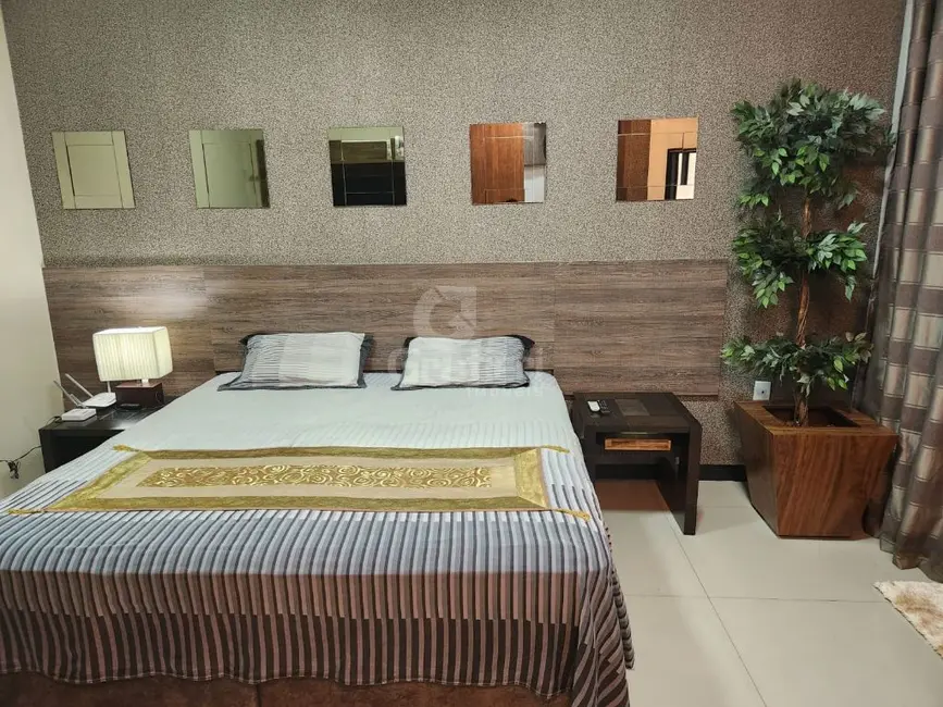 Casa de Condomínio com 3 quartos para alugar, 240m2 em Parque Residencial Damha, Araraquara - SP - imagem 5 Foto 5 de Casa de Condomínio com 3 quartos para alugar, 240m2 em Parque Residencial Damha, Araraquara - SP