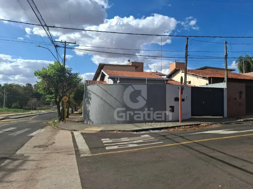 Casa com 3 quartos à venda, 110m2 em Vila Harmonia, Araraquara - SP - imagem 1 Foto 1 de Casa com 3 quartos à venda, 110m2 em Vila Harmonia, Araraquara - SP