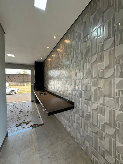 Foto 4 de Casa de Condomínio com 3 quartos à venda, 127m2 em Jardim Marialice, Araraquara - SP