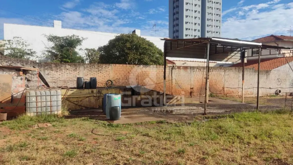 Terreno / Lote para alugar, 752m2 em Centro, Araraquara - SP - imagem 9 Foto 9 de Terreno / Lote para alugar, 752m2 em Centro, Araraquara - SP