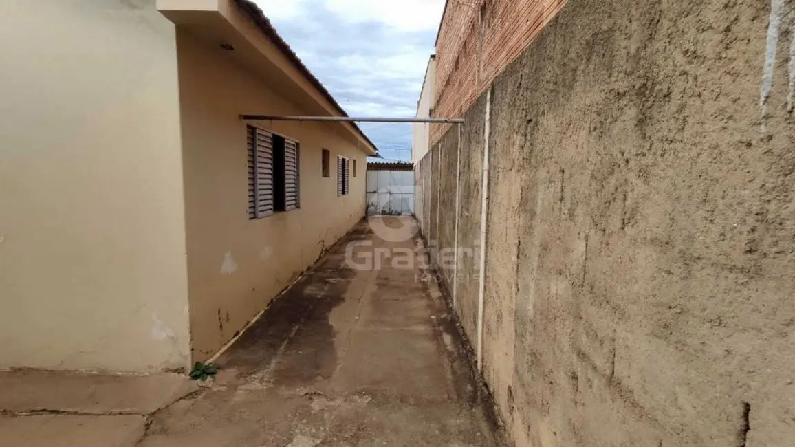 Foto 4 de Casa com 3 quartos para alugar, 143m2 em Jardim Eliana, Araraquara - SP