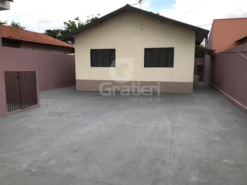 Casa com 2 quartos à venda, 119m2 em Jardim Roberto Selmi Dei, Araraquara - SP - imagem 1 Foto 1 de Casa com 2 quartos à venda, 119m2 em Jardim Roberto Selmi Dei, Araraquara - SP