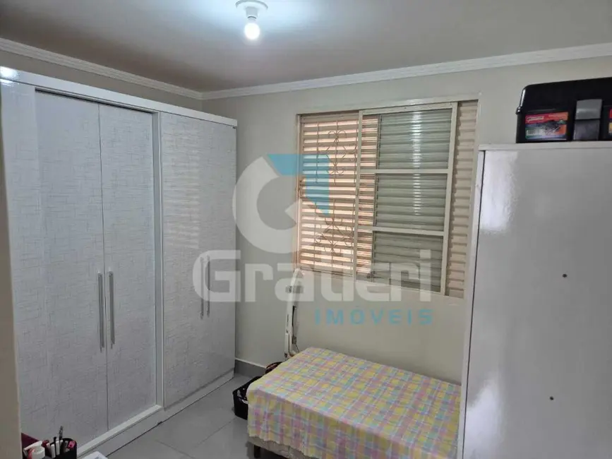 Foto 5 de Apartamento com 2 quartos à venda, 50m2 em Jardim Residencial Paraíso, Araraquara - SP
