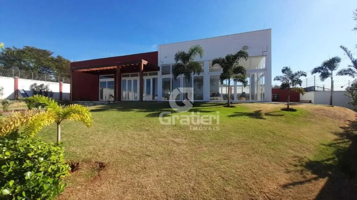 Terreno / Lote à venda, 250m2 em Araraquara - SP - imagem 8 Foto 8 de Terreno / Lote à venda, 250m2 em Araraquara - SP
