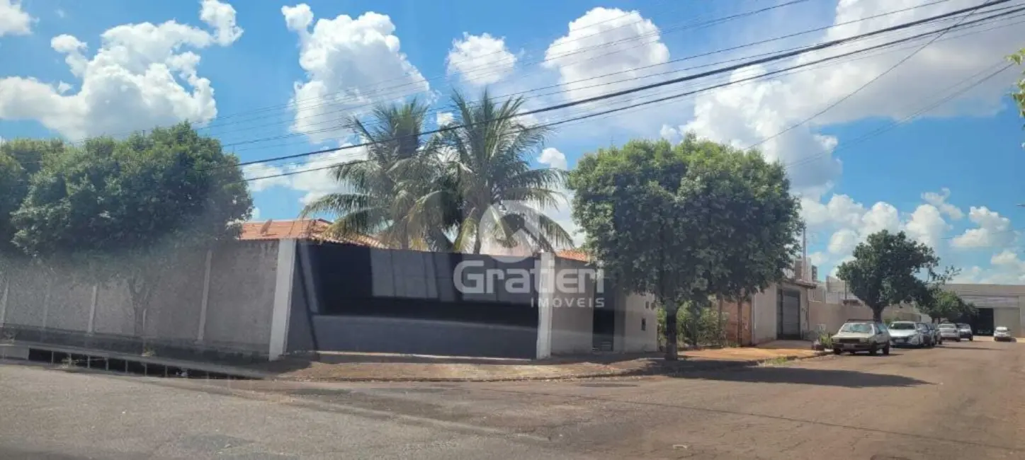 Casa com 2 quartos à venda, 173m2 em Jardim das Flores, Araraquara - SP - imagem 1 Foto 1 de Casa com 2 quartos à venda, 173m2 em Jardim das Flores, Araraquara - SP