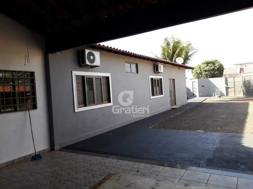 Casa com 2 quartos à venda, 173m2 em Jardim das Flores, Araraquara - SP - imagem 6 Foto 6 de Casa com 2 quartos à venda, 173m2 em Jardim das Flores, Araraquara - SP