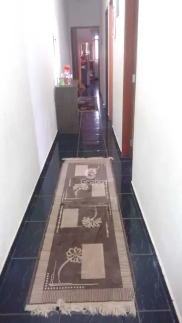 Casa com 2 quartos à venda, 173m2 em Jardim das Flores, Araraquara - SP - imagem 9 Foto 9 de Casa com 2 quartos à venda, 173m2 em Jardim das Flores, Araraquara - SP