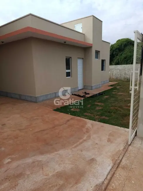 Casa com 2 quartos à venda, 56m2 em Residencial Ravena, Araraquara - SP - imagem 2 Foto 2 de Casa com 2 quartos à venda, 56m2 em Residencial Ravena, Araraquara - SP