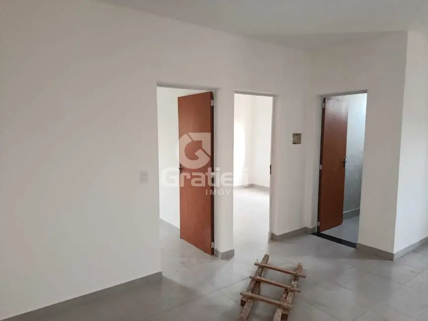 Casa com 2 quartos à venda, 56m2 em Residencial Ravena, Araraquara - SP - imagem 3 Foto 3 de Casa com 2 quartos à venda, 56m2 em Residencial Ravena, Araraquara - SP