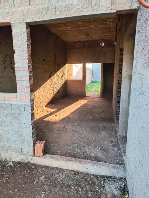 Casa com 3 quartos à venda, 64m2 em Jardim Maria Luiza, Araraquara - SP - imagem 6 Foto 6 de Casa com 3 quartos à venda, 64m2 em Jardim Maria Luiza, Araraquara - SP