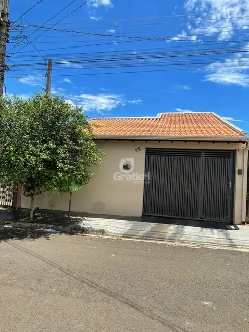 Casa com 2 quartos à venda, 100m2 em Jardim Victório Antônio de Santi II, Araraquara - SP - imagem 2 Foto 2 de Casa com 2 quartos à venda, 100m2 em Jardim Victório Antônio de Santi II, Araraquara - SP